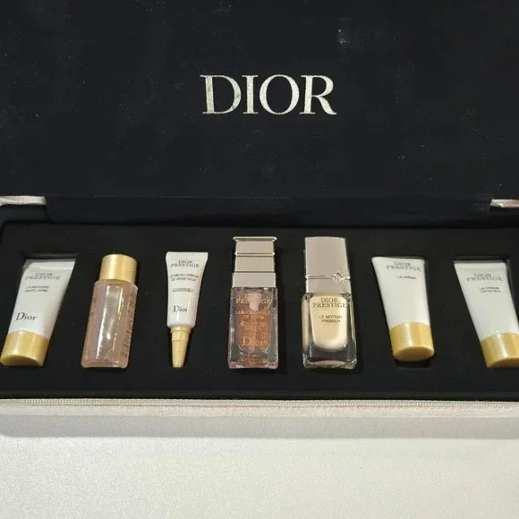 Dior Prestige 7pc Set with Gold Piano Case - Picture 1 of 2